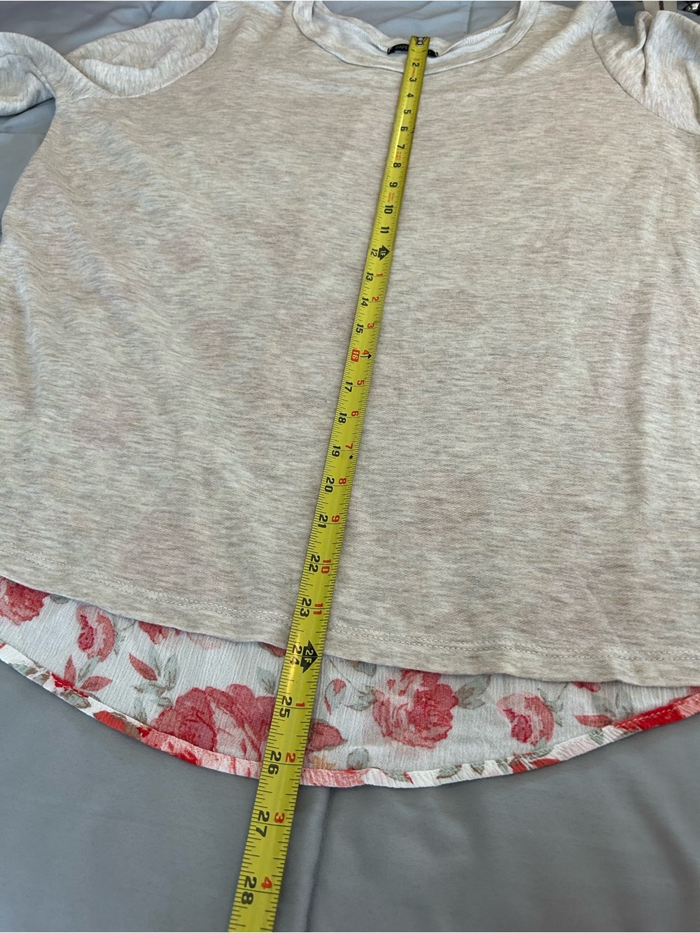 Cream Crewneck Tunic Top with Floral Back Pattern - Picture 7 of 9